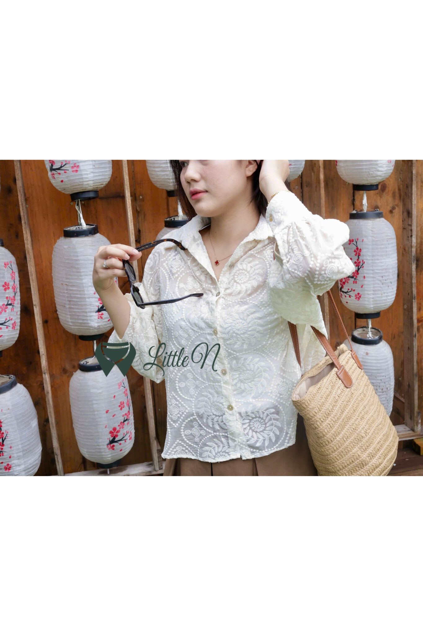 ÁO SƠ MI MỎNG, TAY DÀI PHỒNG, HOA TRÒN, VẠT SAU DÀI HƠN VẠT TRƯỚC - Ảnh 5