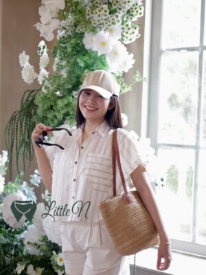 ÁO SƠ MI CROPTOP TAY NGẮN, PHỐI HAI TÚI MỘT BÊN, SỌC NÂU