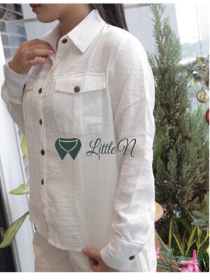 Alternative view of ÁO SƠ MI TAY DÀI, TÚI KIỂU CÓ NẮP HAI BÊN, VẠT SAU DÀI HƠN VẠT TRƯỚC